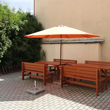 Pensionat Pansky Dum Rozmital pod Tremsinem