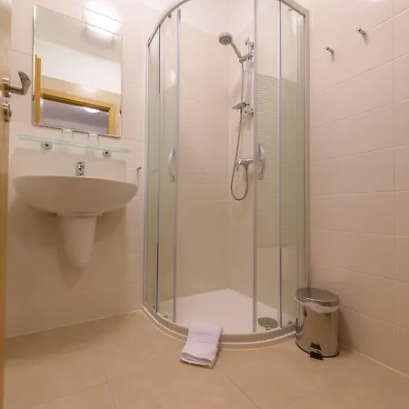 Pansky Dum Pensionat Rozmital pod Tremsinem