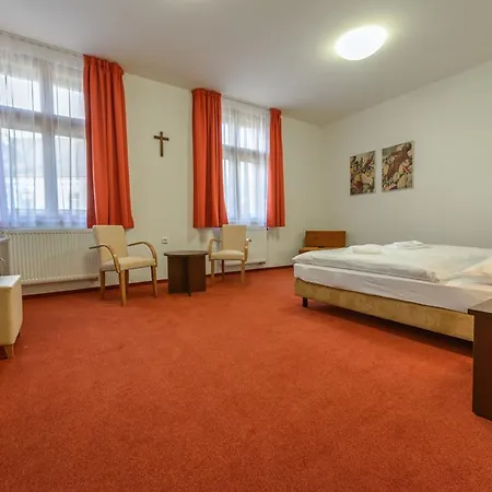 Pansky Dum Pensionat 4*